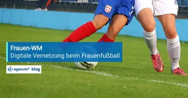 Szene der Frauen-WM zeigt Fußballspielerinnen im Zweikampf. Digitalisierung im Sport steigert die globale Vernetzung der Fans.